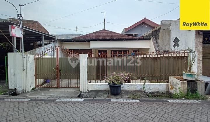 For Sale House on Jl Ngagel Mulyo East Surabaya