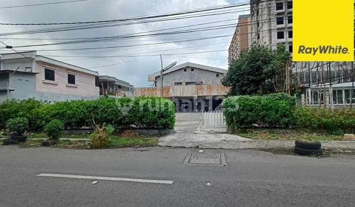 Dijual Rumah SHM di Jl Kyai Abdul Karim Surabaya