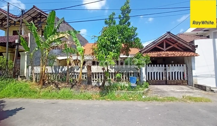 Dijual Rumah di Jl Jemursari Timur Surabaya Dijual Rumah di Jl Jemursari Timur Surabaya