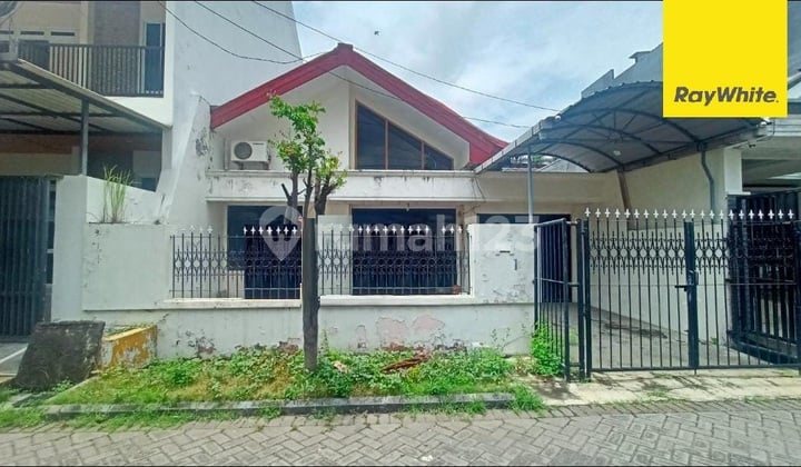 Rumah 2 lantai Disewakan di Klampis Anom Surabaya