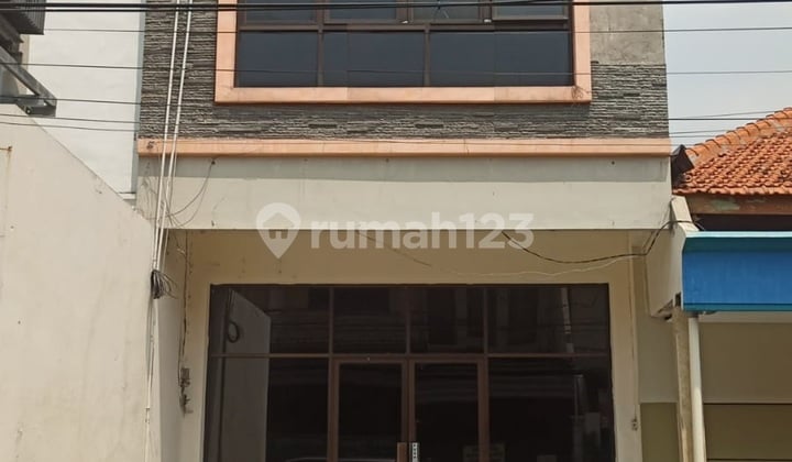 3-storey Ruko for Rent in Ketintang Baru, Surabaya
