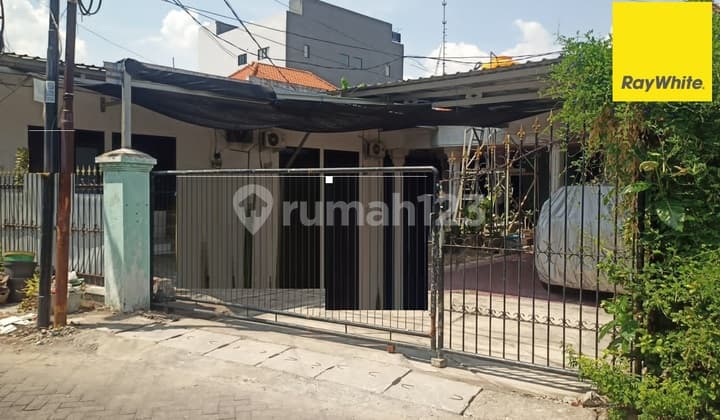 2-Story House for Sale in Ketintang Baru Surabaya