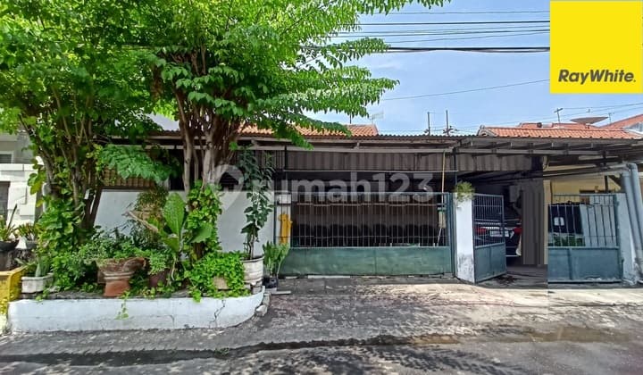 Dijual Rumah di Jalan Jemur Andayani Surabaya