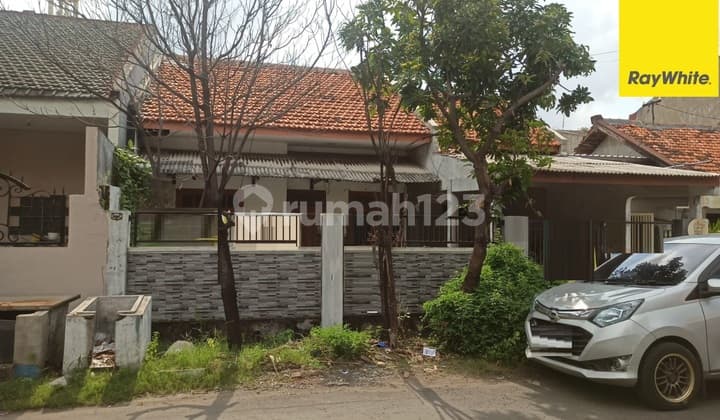 House for Sale on Kutisari Street, Surabaya