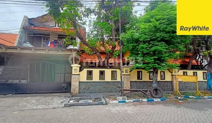 Rumah Dijual di Jalan Tenggilis Utara Surabaya