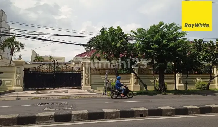 Rumah Mewah Dijual di Jemur Andayani Surabaya