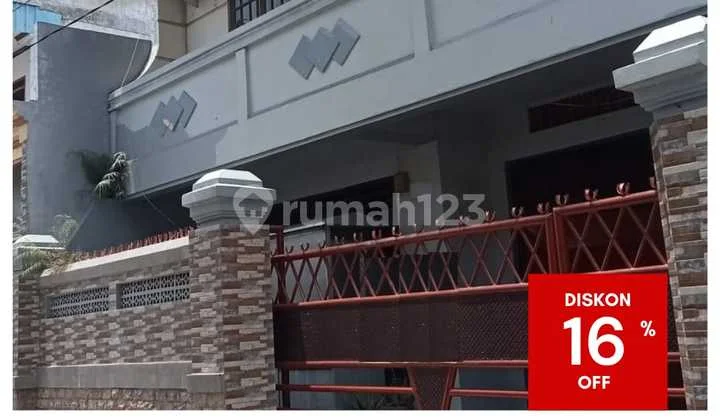 For Sale Auction House on Simokerto Street Surabaya For Sale Auction House on Simokerto Street Surabaya