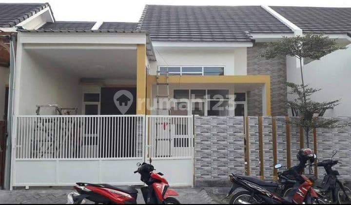 Dijual Rumah 900 Jutaan di Grand Royal Wage Waru Sidoarjo