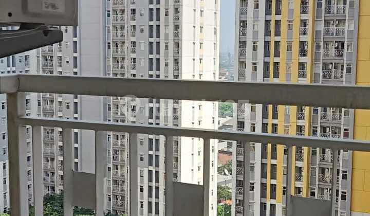 Below Market Price, Springlake Apartment for Sale in Sumarecon Bekasi