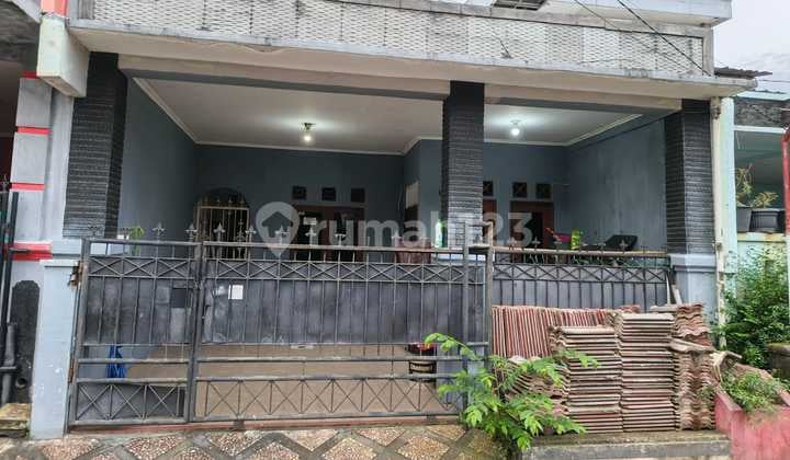 For Sale 1.5-Story House in Villa Indah Permai, North Bekasi