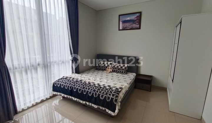 Disewakan Rumah 2 Lantai Furnished di Summarecon Crown Gading