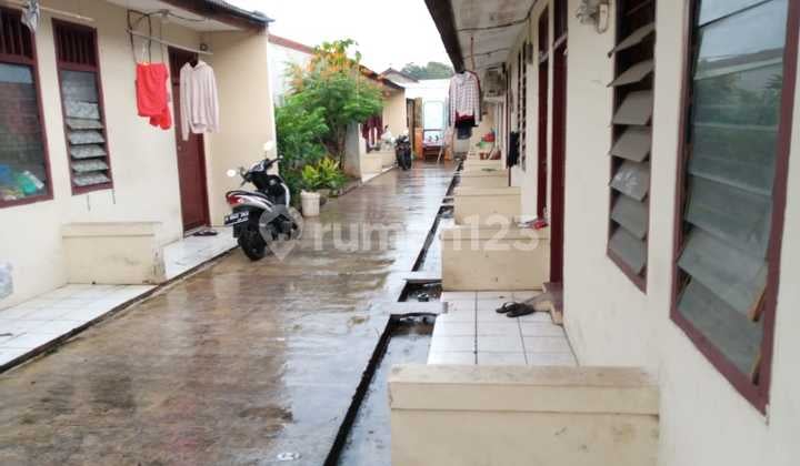 For Sale: 30-Door Rental Complex and 7 Occupied Kiosks on Bambu Kuning Main Road