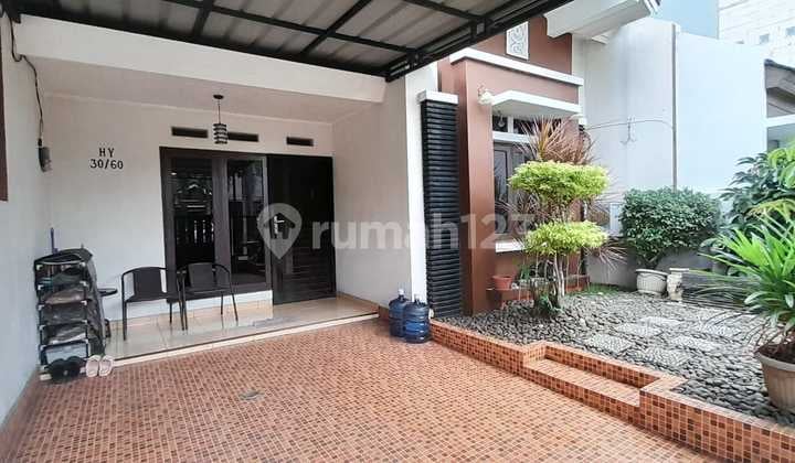 Disewakan Rumah Siap Huni di Cluster Aralia Harapan Indah