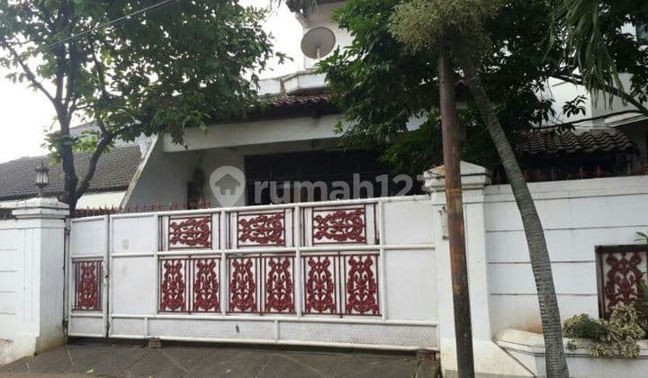 Dijual Rumah Luas & Asri di Cipinang Indah, Jatinegara