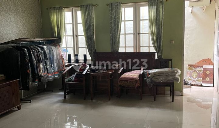 Dijual Cepat Rumah 2 Lantai di Royal Residence Pulogebang