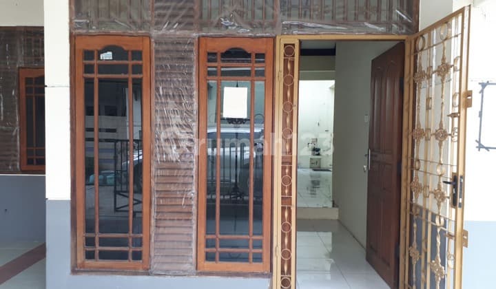 For Sale: Corner House in Harapan Indah, Bekasi