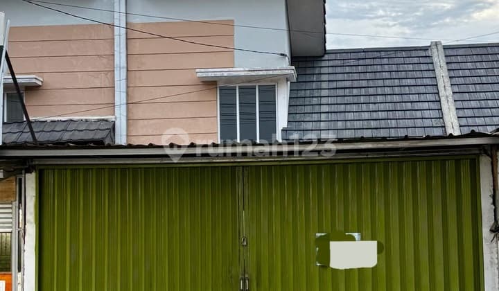 Di Jual Rumah, Bisa Di Jadikan Tempat Usaha Karena Berlokasi Di Pinggir Jalan, Di Jalan Mataram Raya, Parung Panjang Bogor