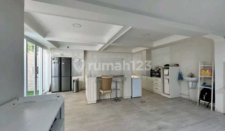 Dijual Cepat Rumah Cantik di Bukit Gading Mediterania Jakarta