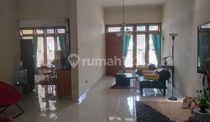 Dijual Rumah 2 Lantai Dipulomas Jakarta Timur