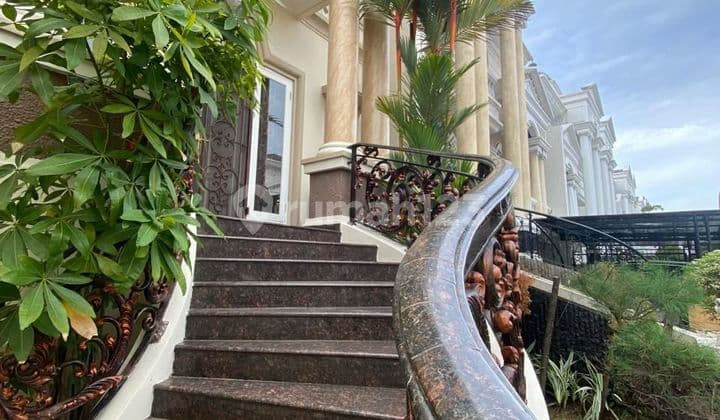 Dijual Rumah Mewah Siap Huni di Pantai Indah Kapuk 1 Jakarta