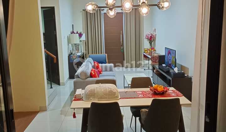 Disewakan Rumah 2 Lantai Full Furnished di Arana Harapan Indah