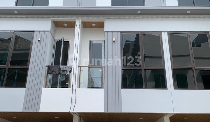 Di Jual Rumah Rasela V Dekat Kp Rawa Selatan Jakarta Pusat