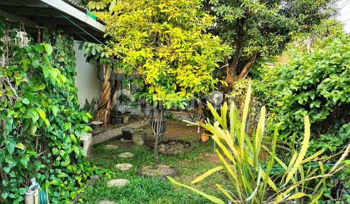 Fast Sale, Gated Community House, SHM Certificate, 400m² Area, Kalideres, West Jakarta.