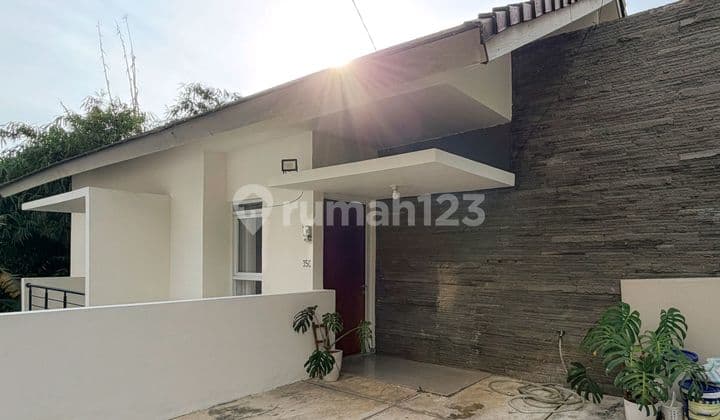 Rumah 2 Lantai Open Space Luas 250M 3 Kamar Jl Awiligar Bandung