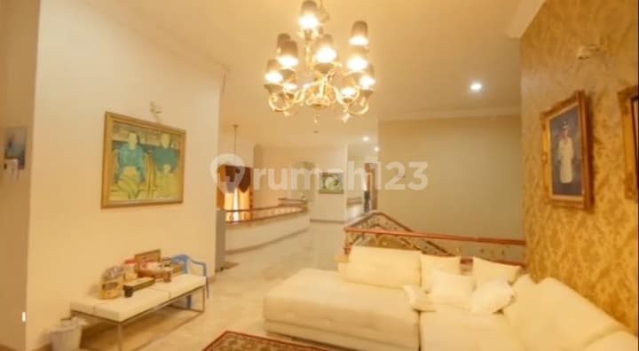 Rumah Puri Cikeas SHM Luas 3500M Berdampingan Ex Presiden Ri