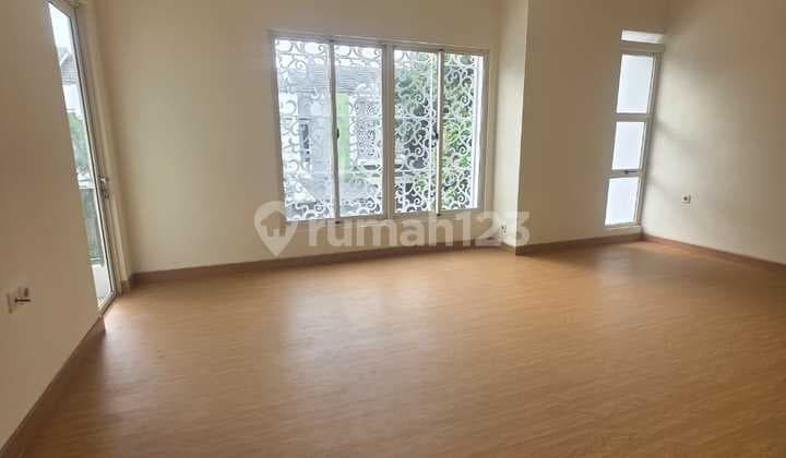 Dijual Cepat Rumah Shm Luas 202m 4 Kamar Gading Serpong