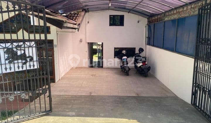 Comfortable House in a Cool Area on Jalan Sersan Badjuri