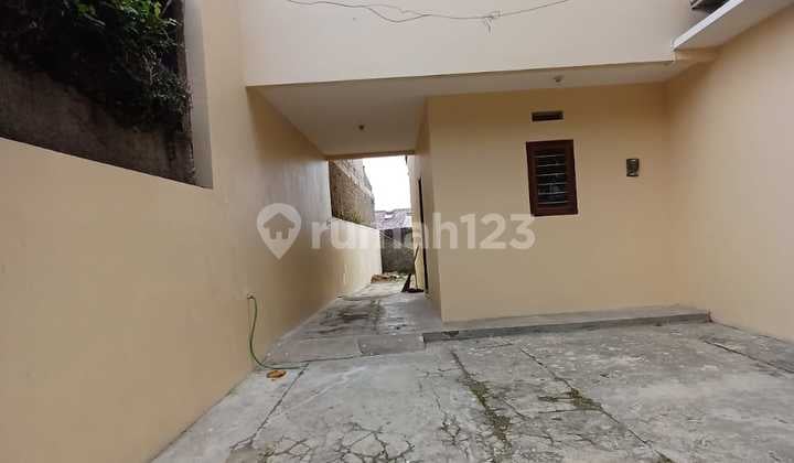 Rumah Strategis Di Dekat Tol Pasteur