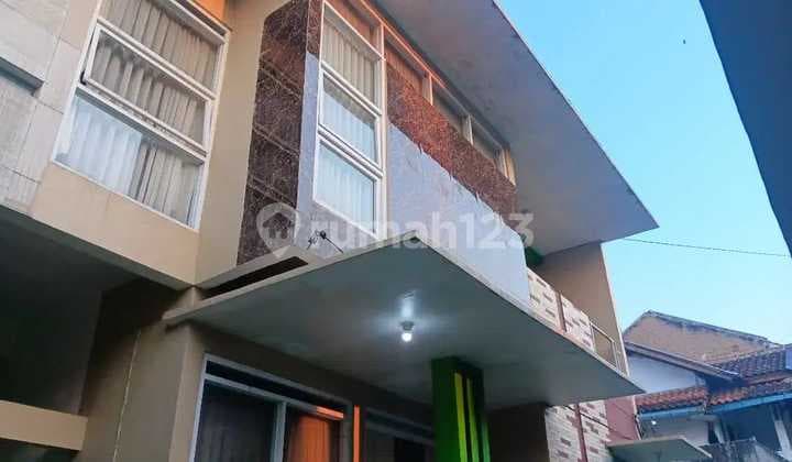 Dijual Rumah Minimalis Modern Ada Kolam Renang Jalan Ciawitali Cimahi Utara