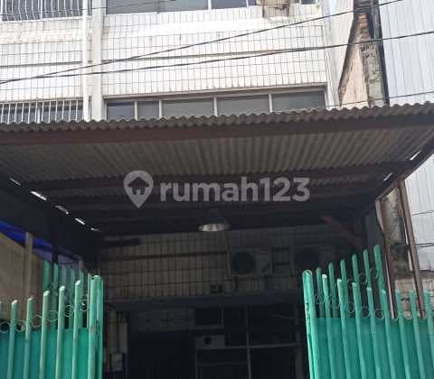 For Sale: Shophouse in Sawah Besar, Central Jakarta 220 M