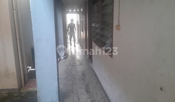 Dijual Butuh Rumah Kost dan Ruang Usaha yang Sedang Berjalan(Kornelius)