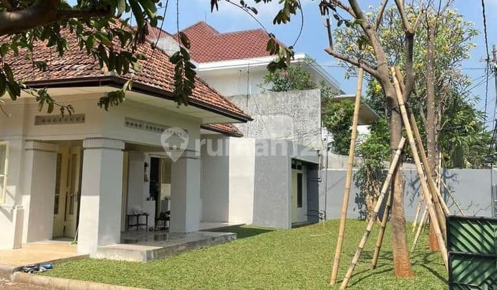 Rumah Tua Masih Layak Huni Area Menteng Jakarta pusat