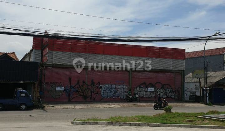 Disewakan Gudang di Pekayon kota bekasi galaxy luas 700 m²