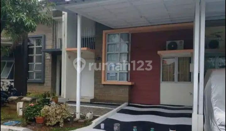 House for Rent in Aquatic Garden Cluster, Grand Wisata Bekasi