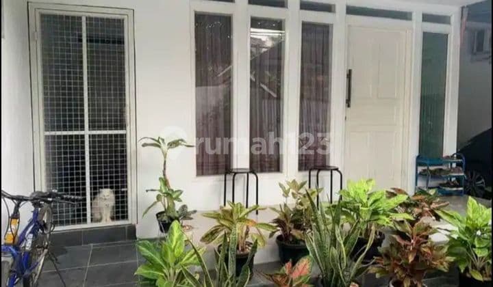 Dijual Rumah Murah & Luas Siap Huni di Griya Bintara Indah Bekasi