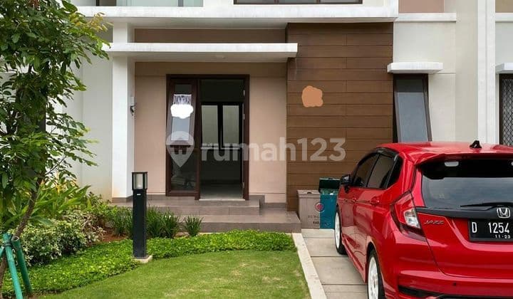 Disewakan rumah di Summarecon Bekasi cluster Burgundy