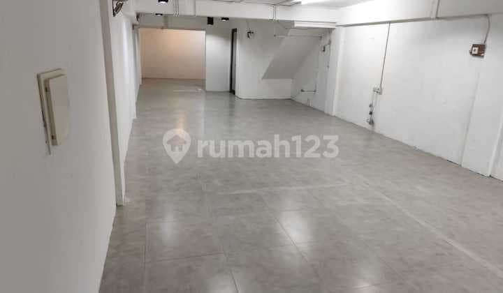 Panjang Kedoya Green Garden Pusat Kuliner Bebas Banjir