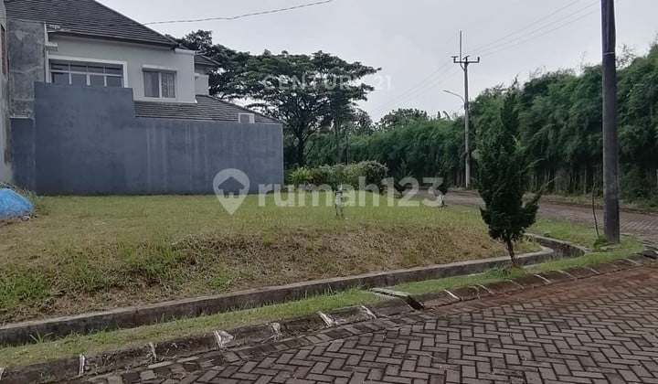 Land Plot Hook Position Citra Garden BMW