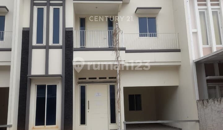 Hunian 2 Lantai Cluster Ruby Residence Dekat Alun Alun