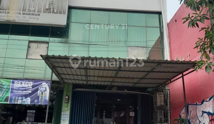 3-Story Shop House on Main Lontar Street with High Vehicle Traffic