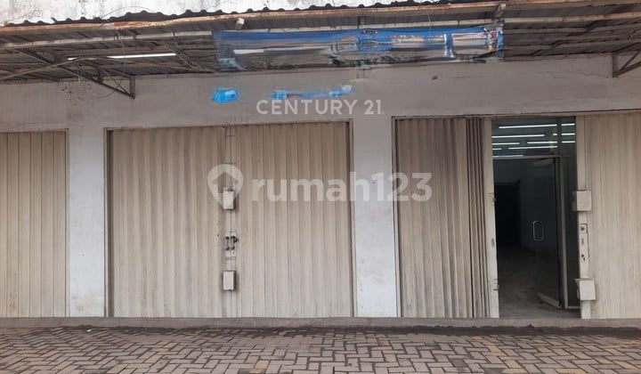 Minimarket Former Shop House on Jl Raya Serang Cilegon