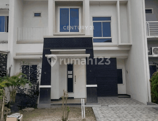 Hunian 2 Lantai Komplek Elit Cluster Ruby Residence