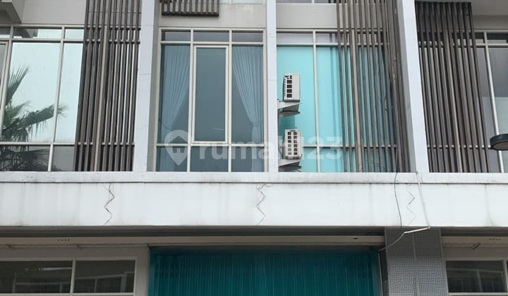 Ruko Northwest 3 Lantai Dijual harga Masuk Akal