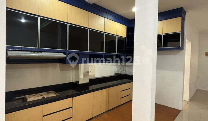 Bukit Palma Rumah Semi Furnish langsung siap Huni bagus