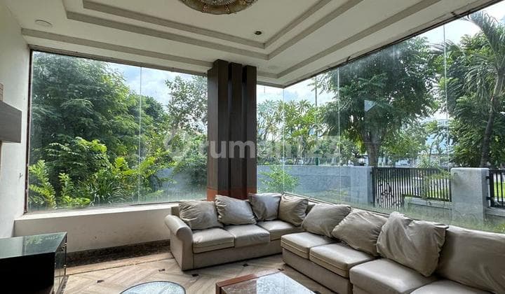 Graha Family Blok O disewakan Rumah semi Furnish Ciamik Murah