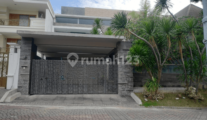 Graha Family Luxury House Fully Furnished for Sale with Pool & Jacuzzi for Sale BU - Stunning Building